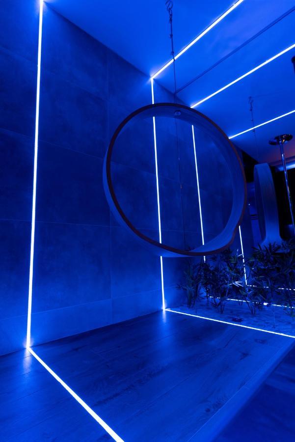 Les Secrets Rooms - Bonneval - Love Room - Spa Et Hammam Privatif Exterior foto